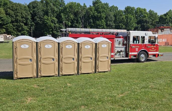 Portable restroom unit equipment detail maintained by Grand Restrooms for Carolina sites