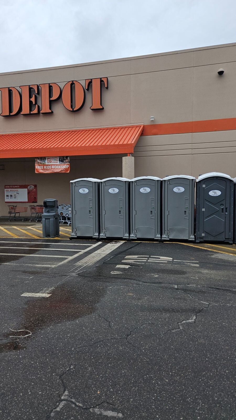Portable restroom unit portable unit 5 maintained by Grand Restrooms for Carolina sites
