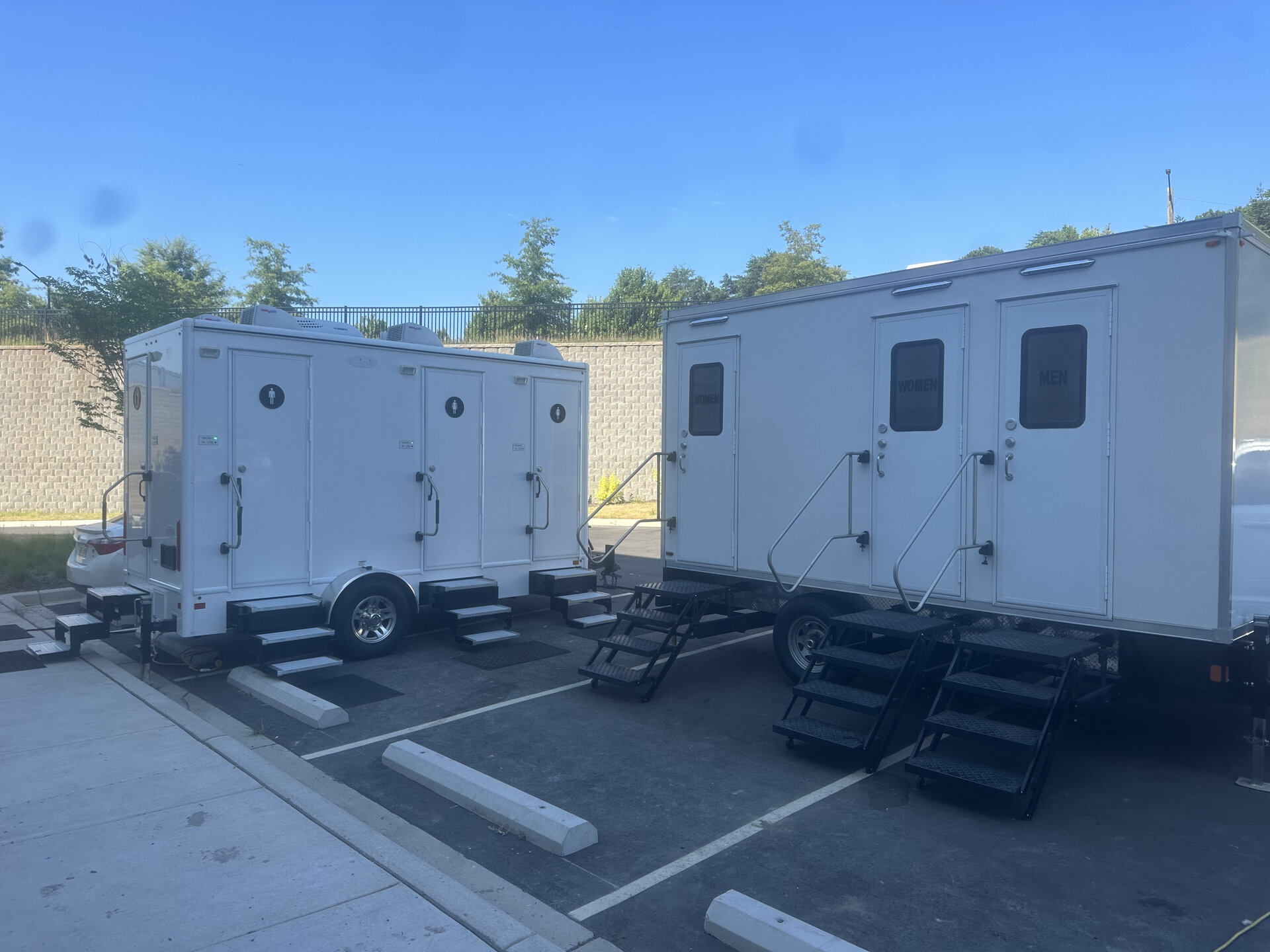 Portable restroom unit event maintained by Grand Restrooms for Carolina construction sites and festivals
